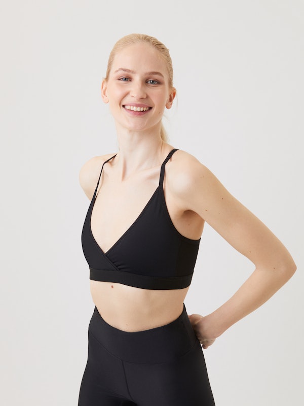Performance Low V Support Top