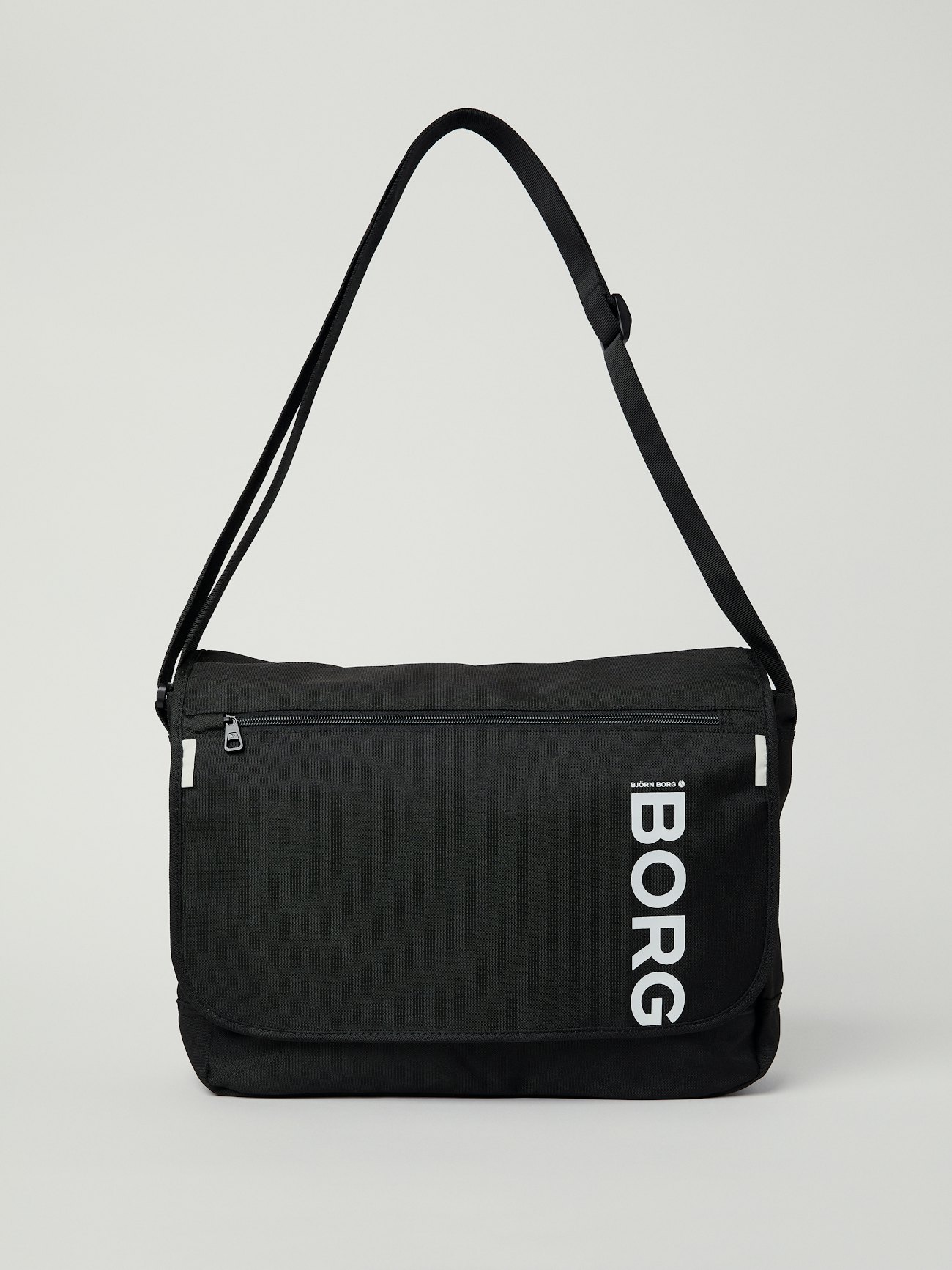 Core Flapbag 12,5L - Black | Björn